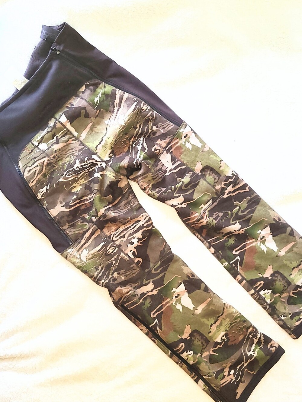 NWOT Women's Under Armour Realtree Camo Insulated Fleece Hunting Bibs Large - Picture 13 of 15